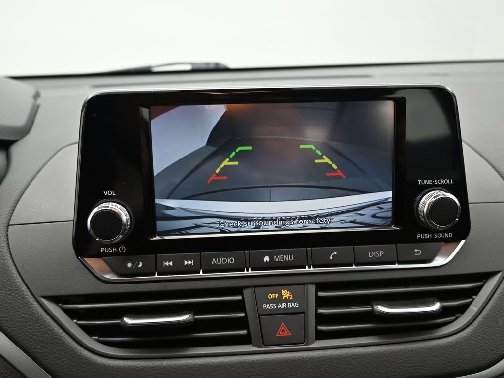 2024 Brilliant Silver Metallic Nissan Altima 2.5 S FWD Sedan