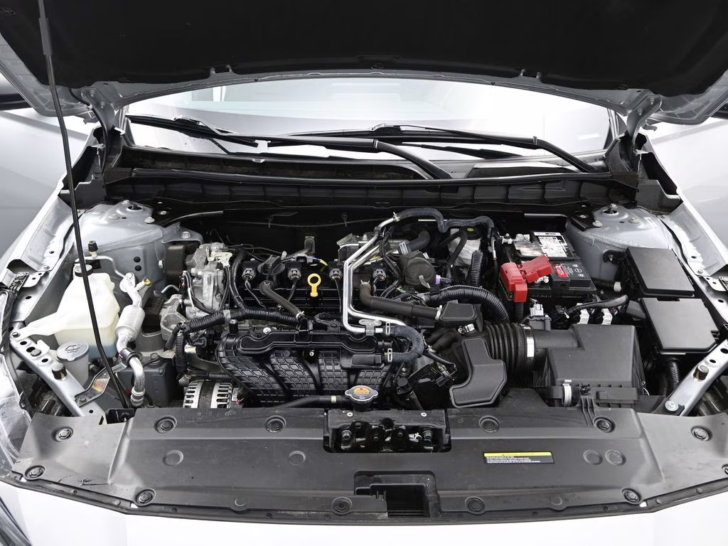 2024 Brilliant Silver Metallic Nissan Altima 2.5 S FWD Sedan