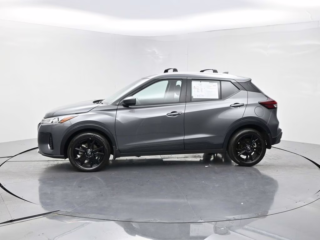 2024 Gun Metallic Nissan Kicks SV FWD SUV