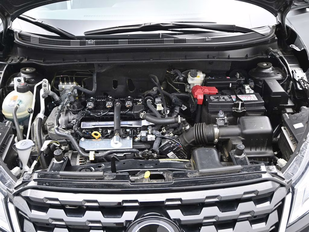 2024 Gun Metallic Nissan Kicks SV FWD SUV