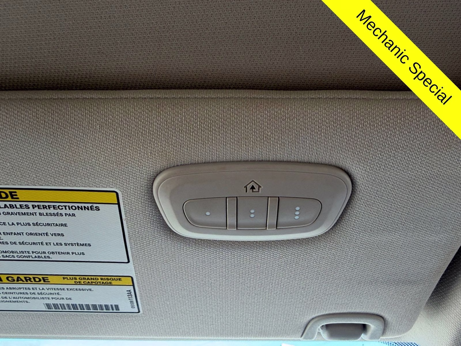 2014 Bright White Clearcoat Jeep Cherokee Latitude 4X4 SUV