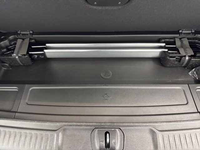 2022 Bright White Clearcoat Jeep Wagoneer Series III 4X4 SUV