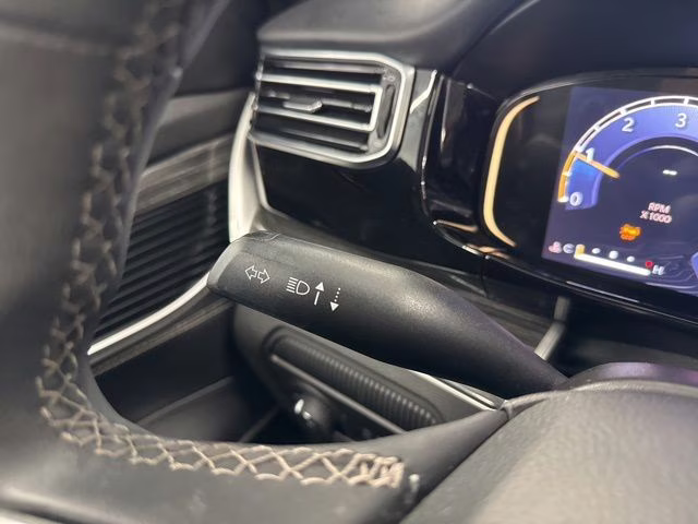 2022 Bright White Clearcoat Jeep Wagoneer Series III 4X4 SUV