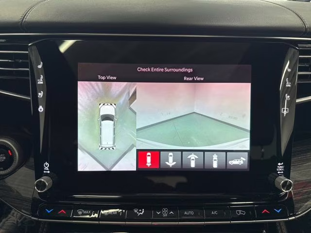 2022 Bright White Clearcoat Jeep Wagoneer Series III 4X4 SUV