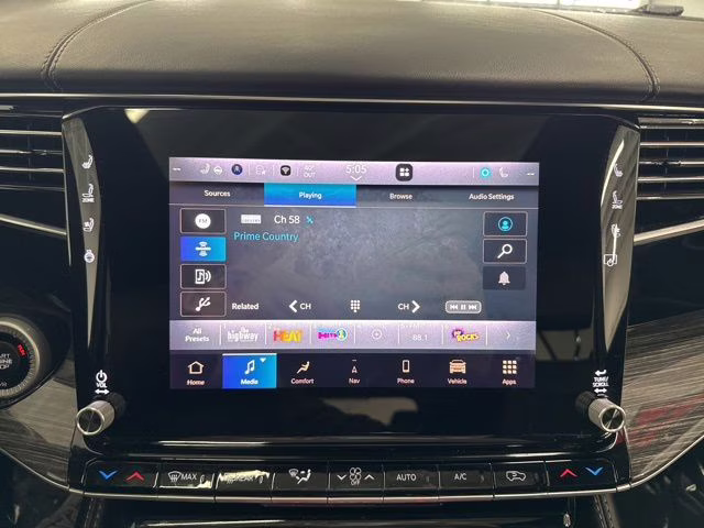 2022 Bright White Clearcoat Jeep Wagoneer Series III 4X4 SUV