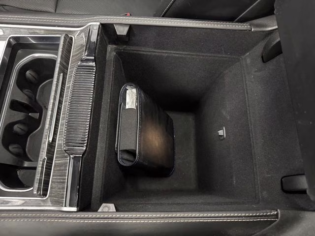 2022 Bright White Clearcoat Jeep Wagoneer Series III 4X4 SUV