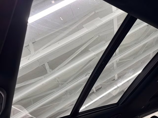 2022 Bright White Clearcoat Jeep Wagoneer Series III 4X4 SUV