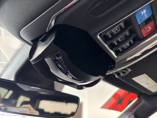 2022 Bright White Clearcoat Jeep Wagoneer Series III 4X4 SUV