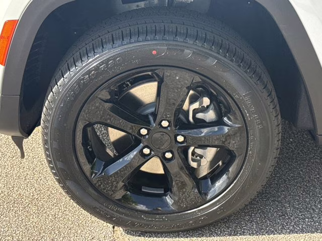 2026 Bright White Clearcoat Jeep Grand Cherokee L Limited RWD SUV