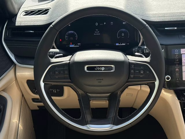 2026 Bright White Clearcoat Jeep Grand Cherokee L Limited RWD SUV