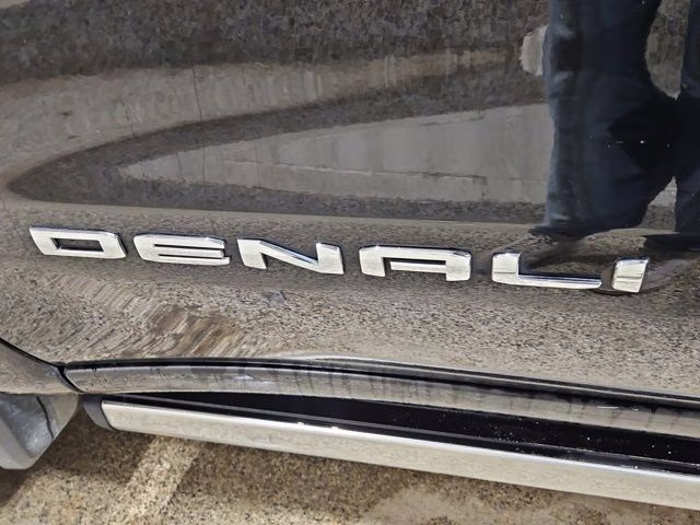 2022 Onyx Black GMC Sierra 1500 Denali Ultimate 4X4 Truck