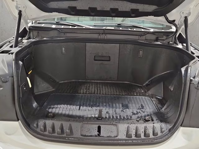 2024 Star White Metallic Tri-Coat Ford F-150 Lightning Platinum AWD Truck