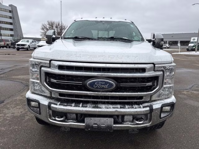 2021 Oxford White Ford Super Duty F-250 SRW Lariat 4X4 Truck