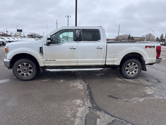 2021 Oxford White Ford Super Duty F-250 SRW Lariat 4X4 Truck