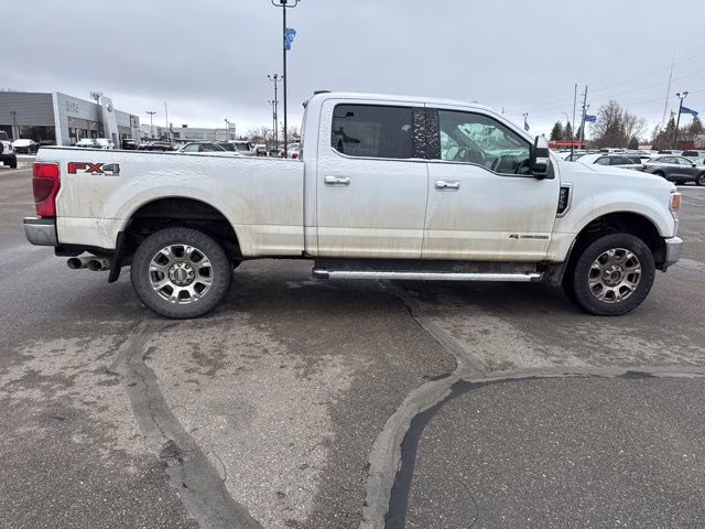 2021 Oxford White Ford Super Duty F-250 SRW Lariat 4X4 Truck