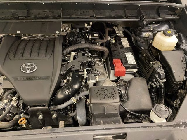 2023 Moon Dust Toyota Highlander XLE AWD SUV