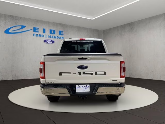 2021 Star White Metallic Tri-Coat Ford F-150 Lariat 4X4 Truck