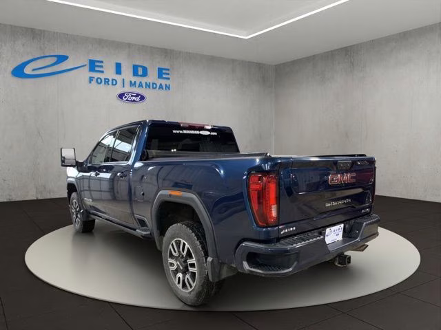 2022 Pacific Blue Metallic GMC Sierra 2500HD AT4 4X4 Truck
