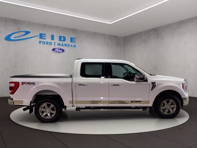 2021 Star White Metallic Tri-Coat Ford F-150 Lariat 4X4 Truck