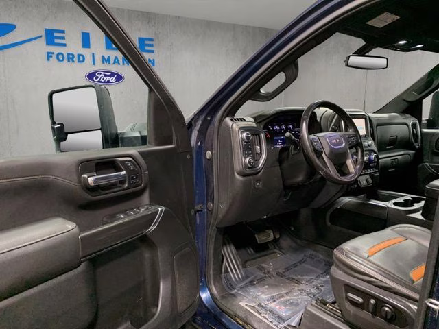 2022 Pacific Blue Metallic GMC Sierra 2500HD AT4 4X4 Truck
