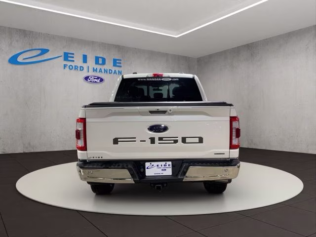 2021 Star White Metallic Tri-Coat Ford F-150 Lariat 4X4 Truck