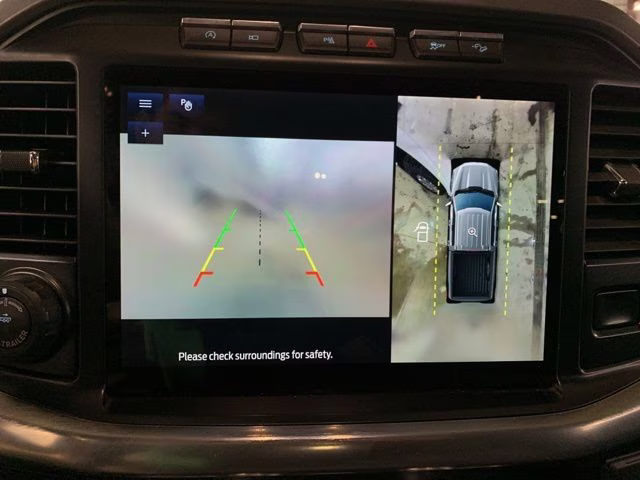 2021 Star White Metallic Tri-Coat Ford F-150 Lariat 4X4 Truck