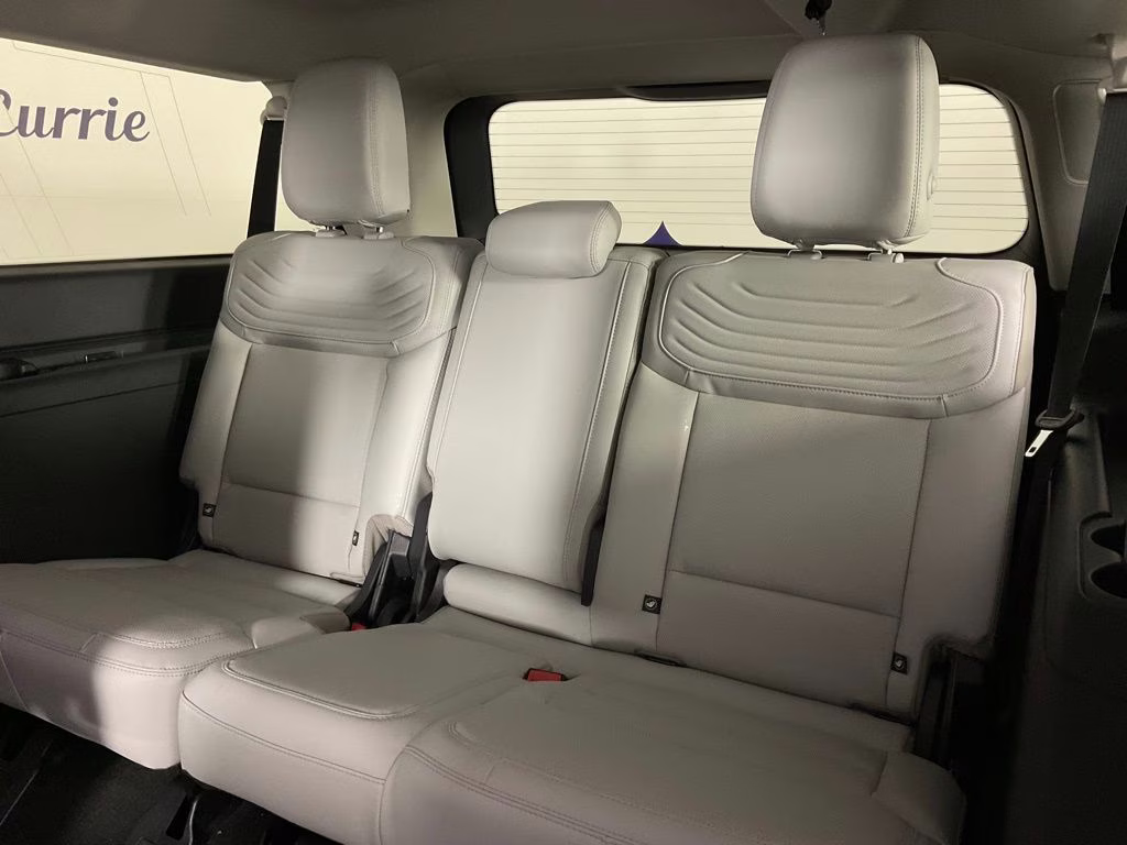 2026 White Ford Expedition Max Platinum 4X4 SUV