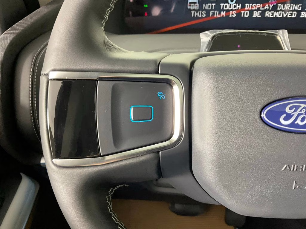 2026 White Ford Expedition Max Platinum 4X4 SUV