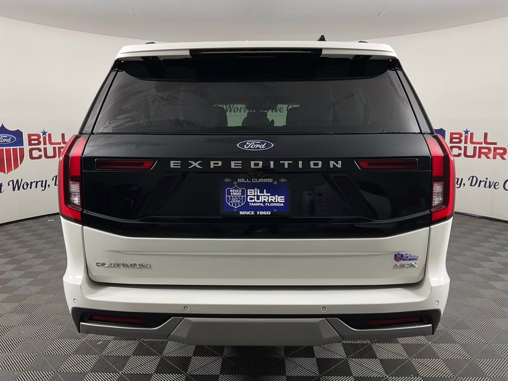 2026 White Ford Expedition Max Platinum 4X4 SUV