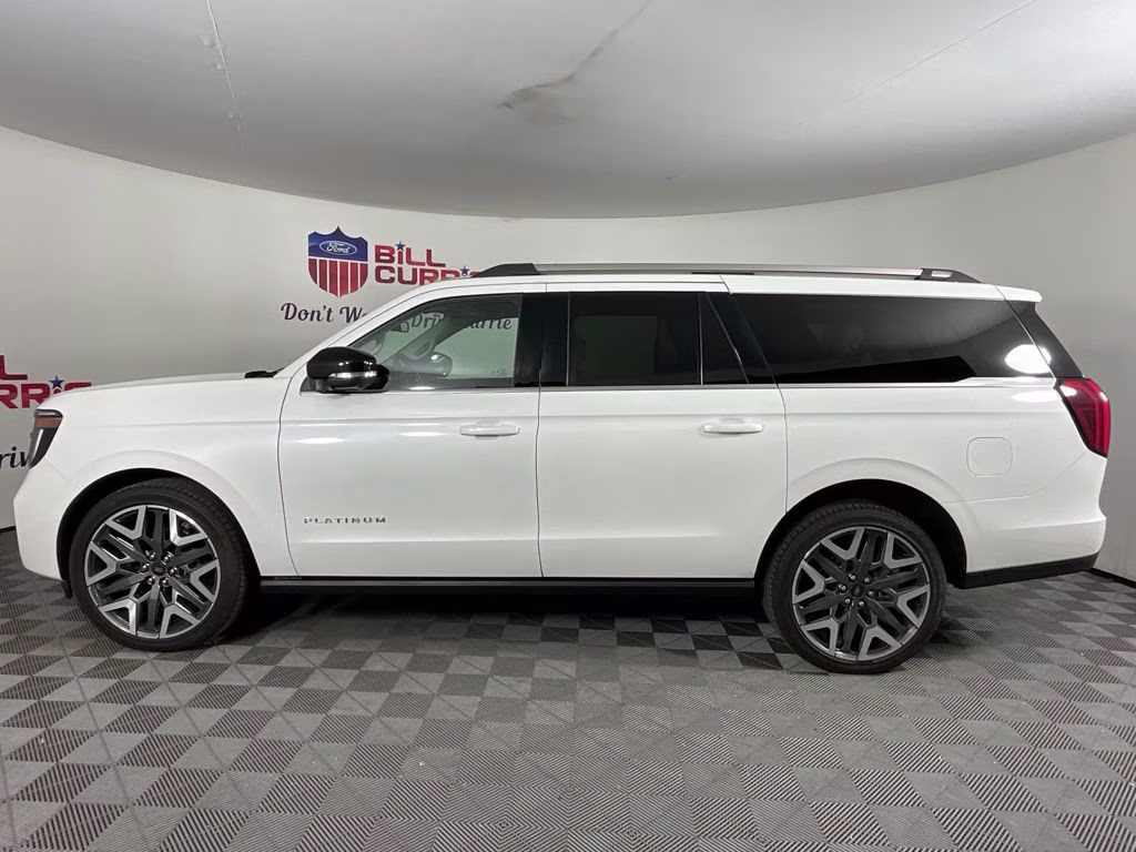 2026 White Metallic Ford Expedition Max Platinum 4X4 SUV
