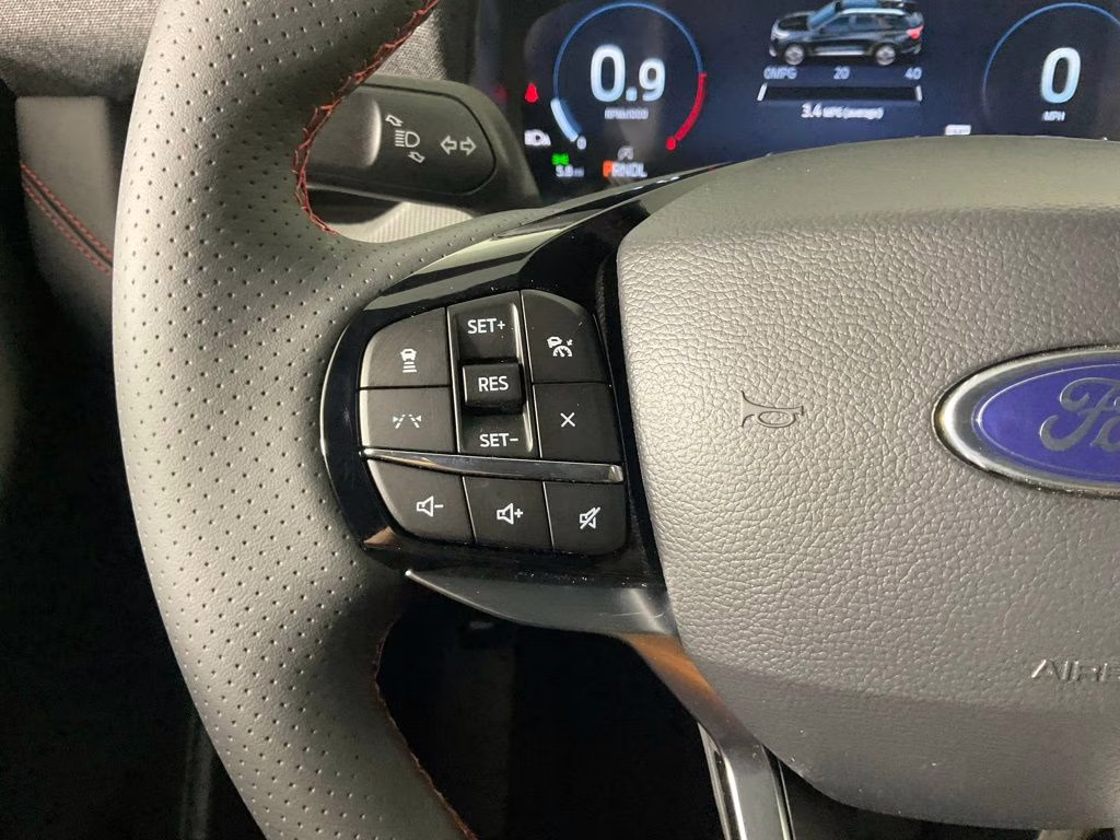 2026 Black Ford Explorer ST-Line RWD SUV
