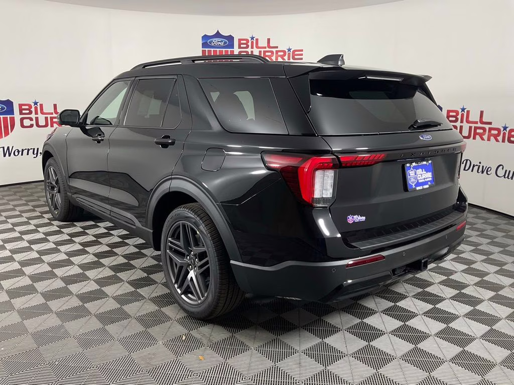 2026 Black Ford Explorer ST-Line RWD SUV