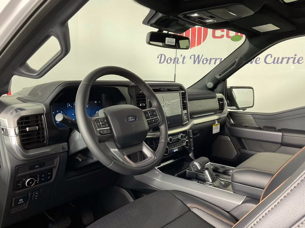 2026 Oxford White Ford F-150 Lariat 4X4 Truck