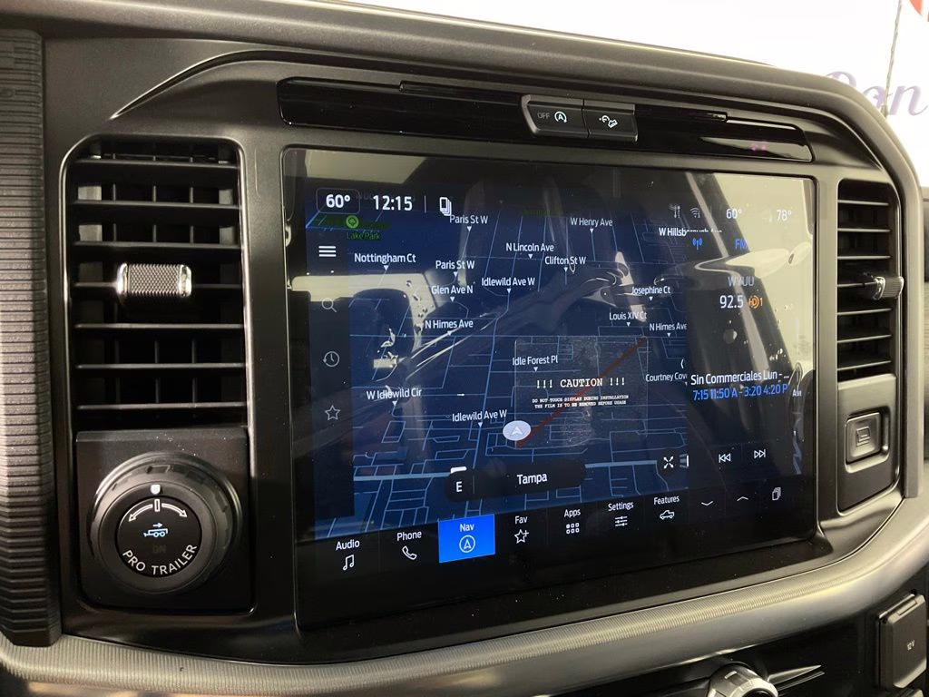 2026 Oxford White Ford F-150 Lariat 4X4 Truck