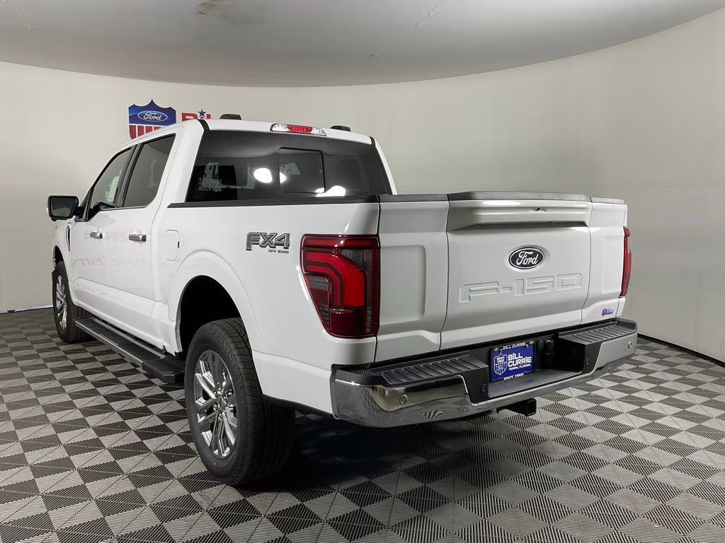 2026 Oxford White Ford F-150 Lariat 4X4 Truck