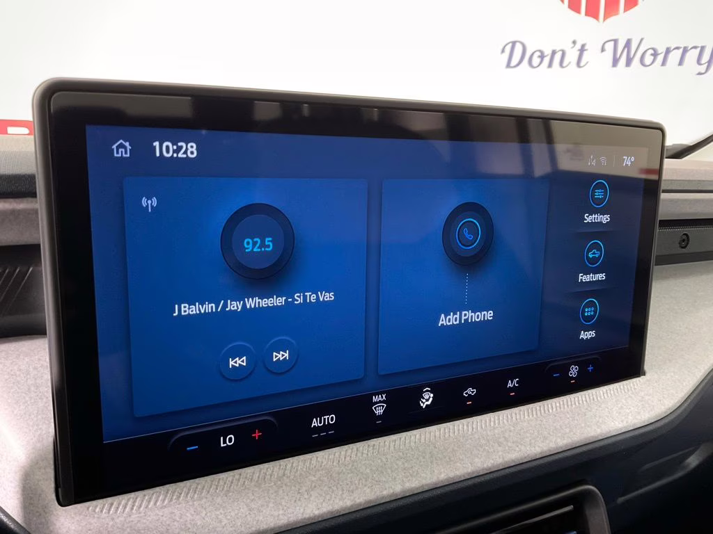2026 Oxford White Ford Maverick XLT FWD Truck