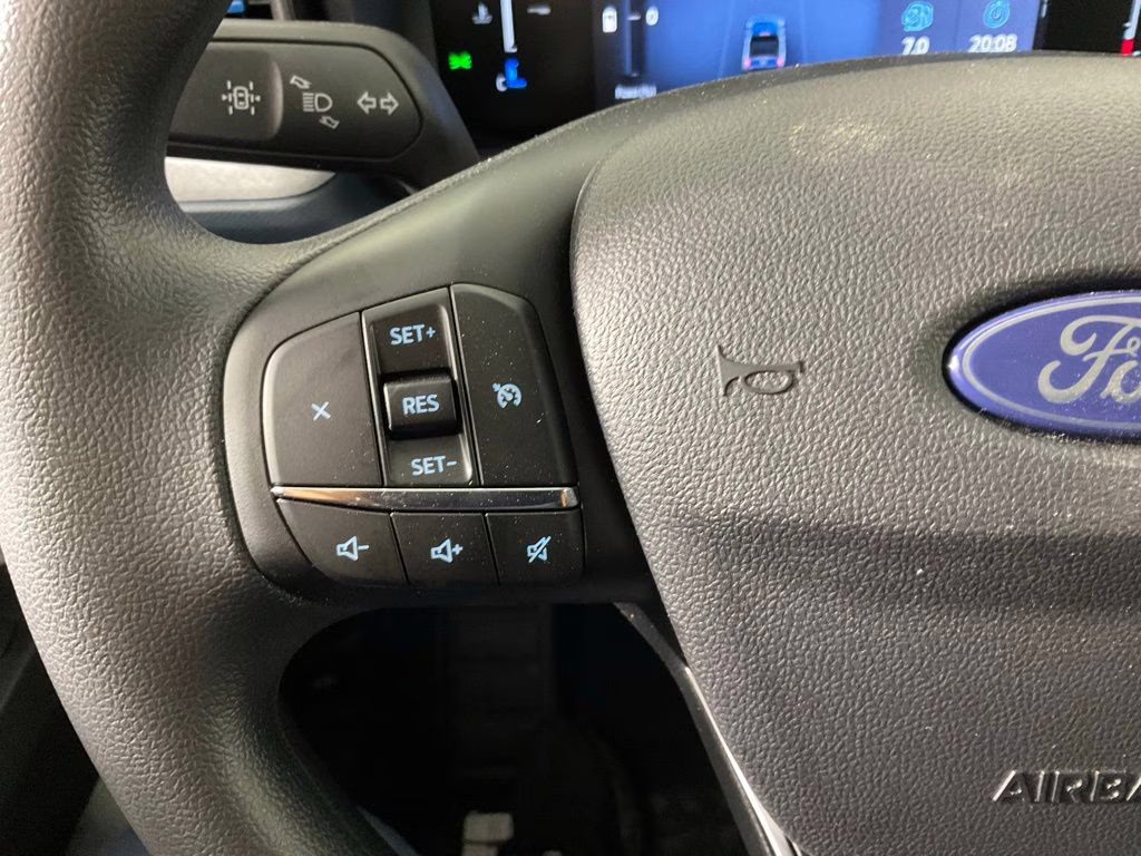 2026 Oxford White Ford Maverick XLT FWD Truck