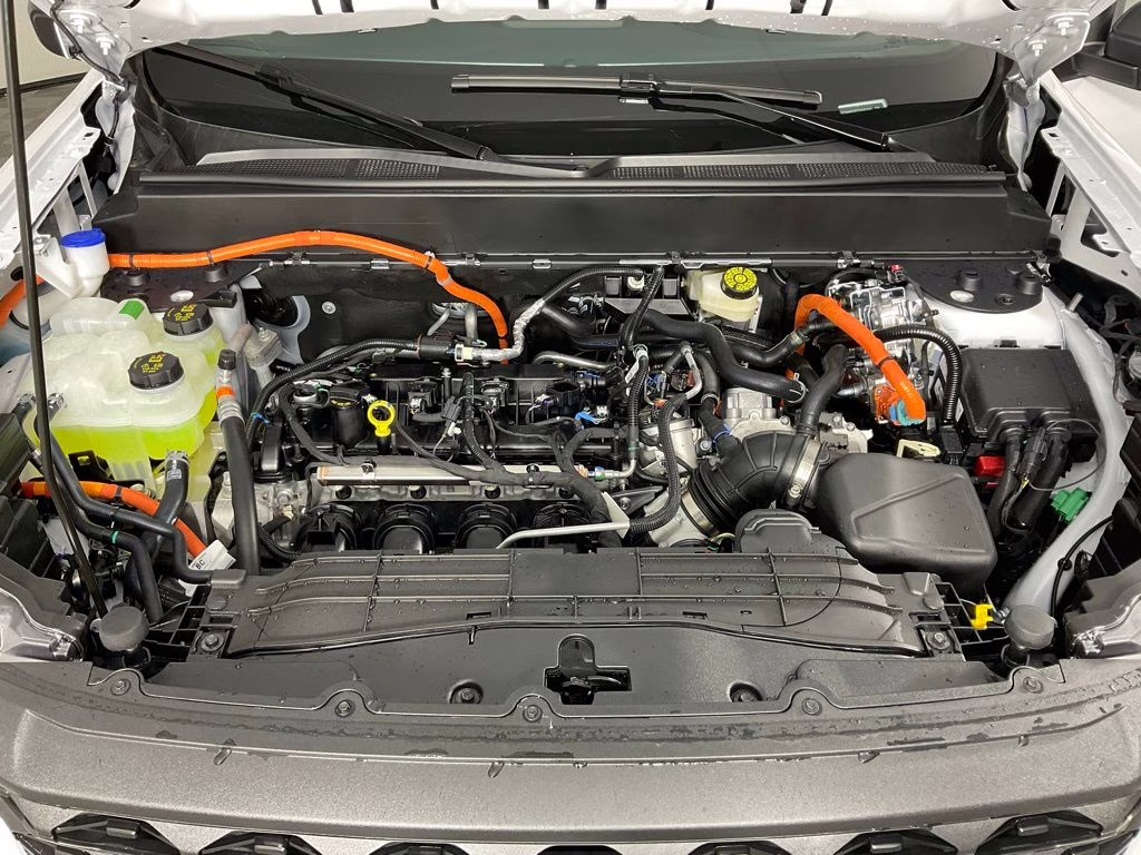 2026 Oxford White Ford Maverick XLT FWD Truck