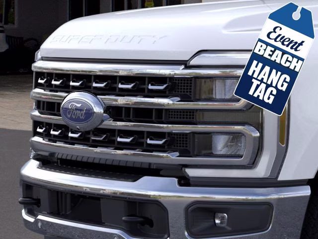 2026 Star White Metallic Tri-Coat Ford Super Duty F-250 SRW Lariat 4X4 Truck