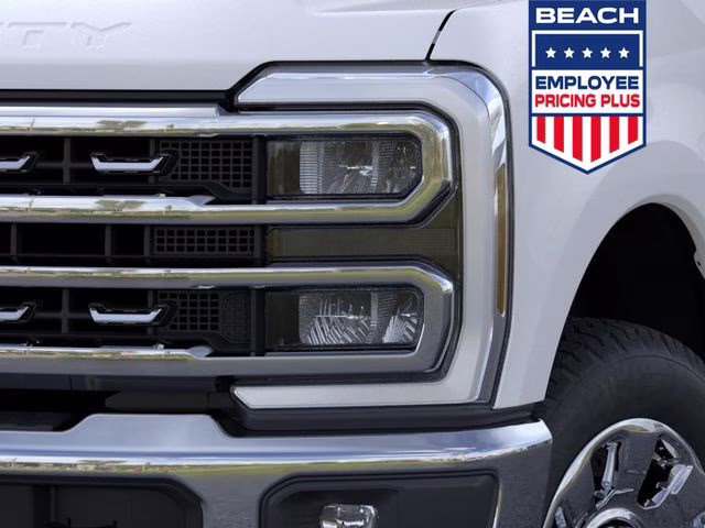 2026 Star White Metallic Tri-Coat Ford Super Duty F-250 SRW Lariat 4X4 Truck