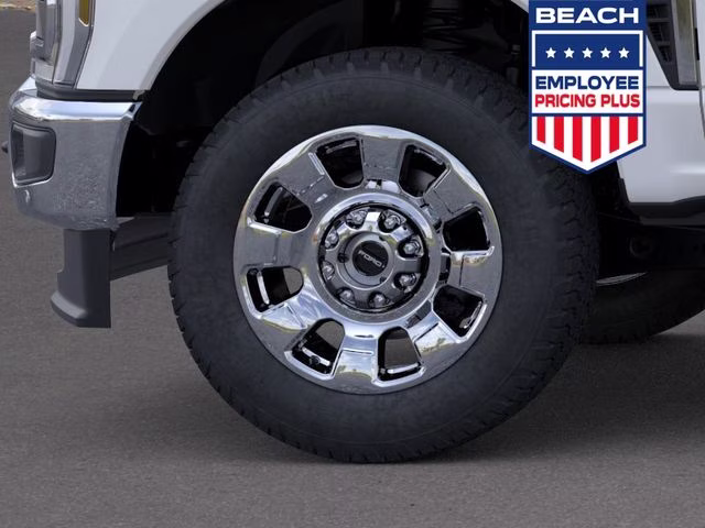 2026 Star White Metallic Tri-Coat Ford Super Duty F-250 SRW Lariat 4X4 Truck