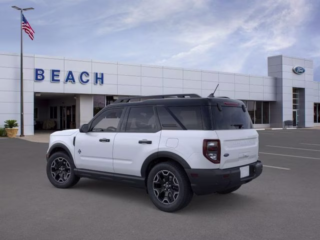 2026 White Metallic Ford Bronco Sport Outer Banks 4X4 SUV