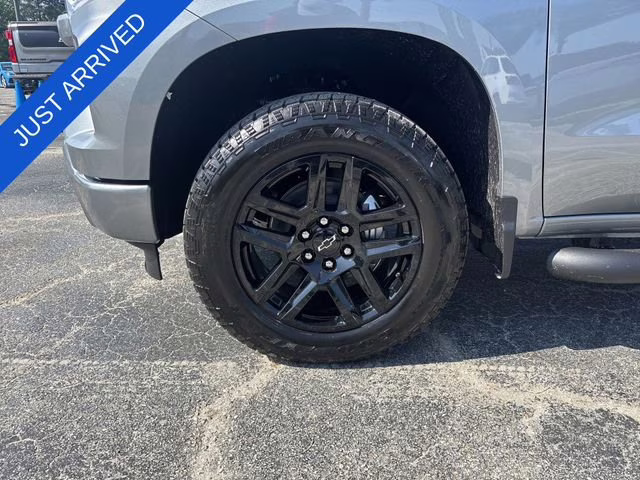 2026 Sterling Gray Metallic Chevrolet Silverado 1500 RST 4X4 Truck
