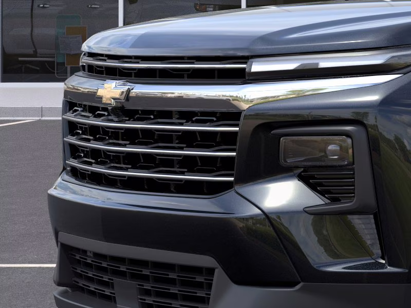 2026 Mosaic Black Metallic Chevrolet Traverse LT FWD SUV