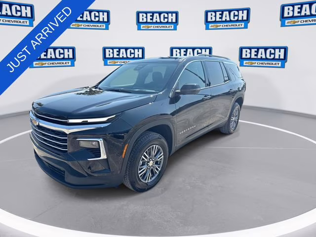 2026 Mosaic Black Metallic Chevrolet Traverse LT FWD SUV