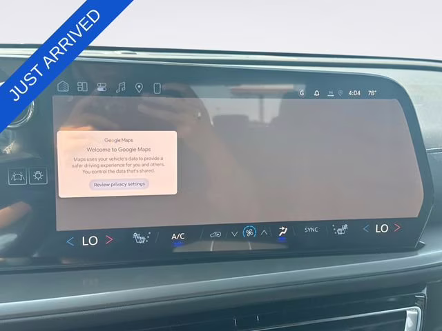 2026 Sterling Gray Metallic Chevrolet Traverse LT FWD SUV