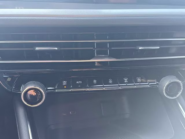 2026 Sterling Gray Metallic Chevrolet Traverse LT FWD SUV