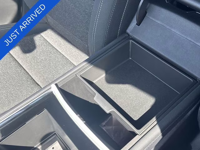 2026 Sterling Gray Metallic Chevrolet Traverse LT FWD SUV