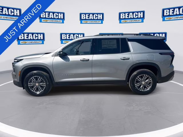 2026 Sterling Gray Metallic Chevrolet Traverse LT FWD SUV