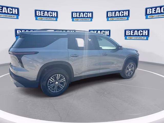 2026 Sterling Gray Metallic Chevrolet Traverse LT FWD SUV